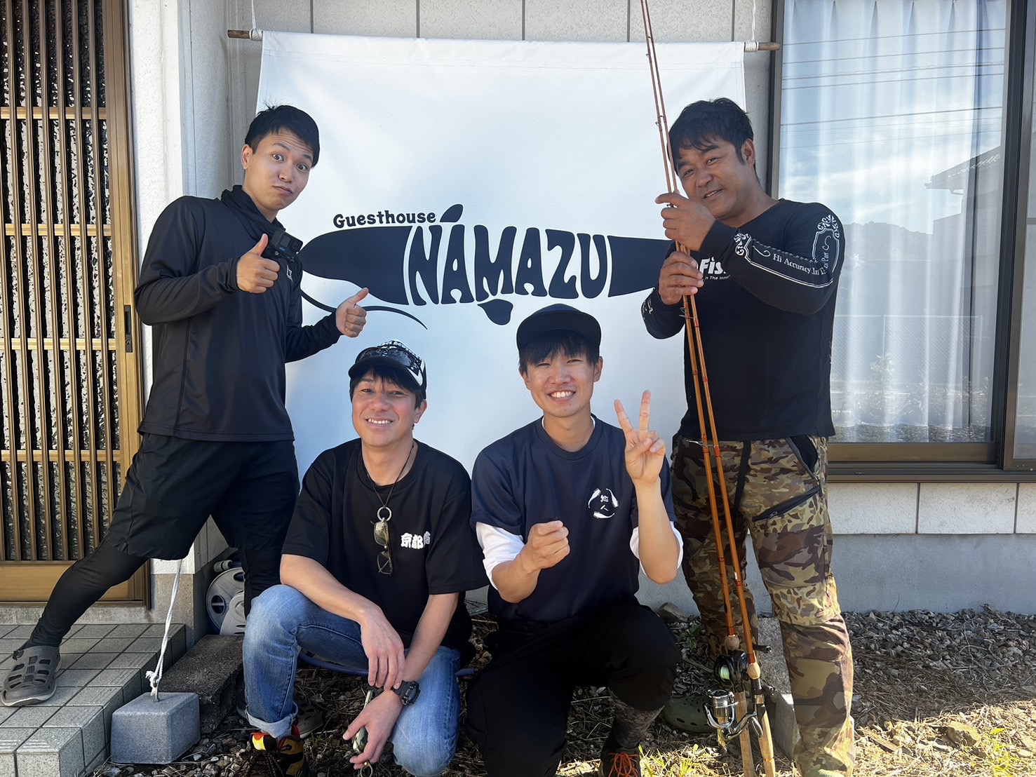 ガイドゲストと釣れた魚の1枚
